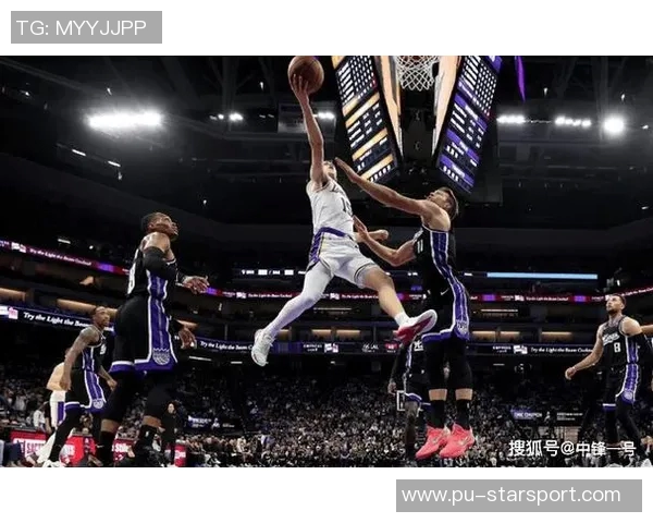 布克连得五分迅速拉开比分罚球线急停跳投与反击三分震撼篮网