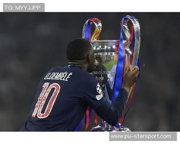 剑指洲际杯冠军巴黎圣日耳曼发布决赛海报登贝莱维蒂尼亚K77齐亮相 剑指洲际杯冠军巴黎圣日耳曼发布决赛海报登贝莱维蒂尼亚K77齐亮相